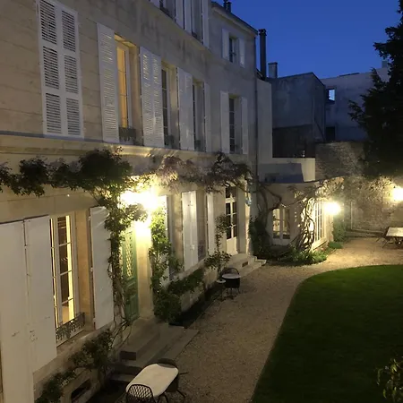 L'hotel Particulier Du 12 Nocleg ze śniadaniem