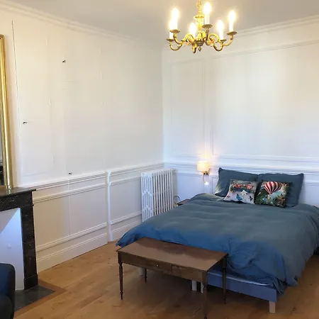 Nocleg ze śniadaniem L'hotel Particulier Du 12 Niort