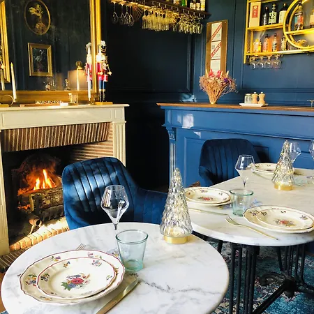 L'hotel Particulier Du 12 Bed & Breakfast Niort