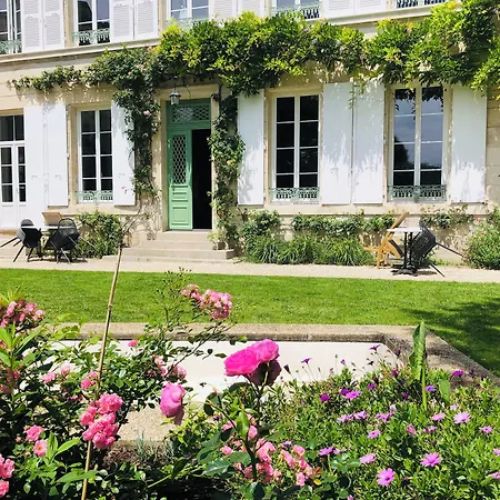 L'hotel Particulier Du 12 Bed & Breakfast